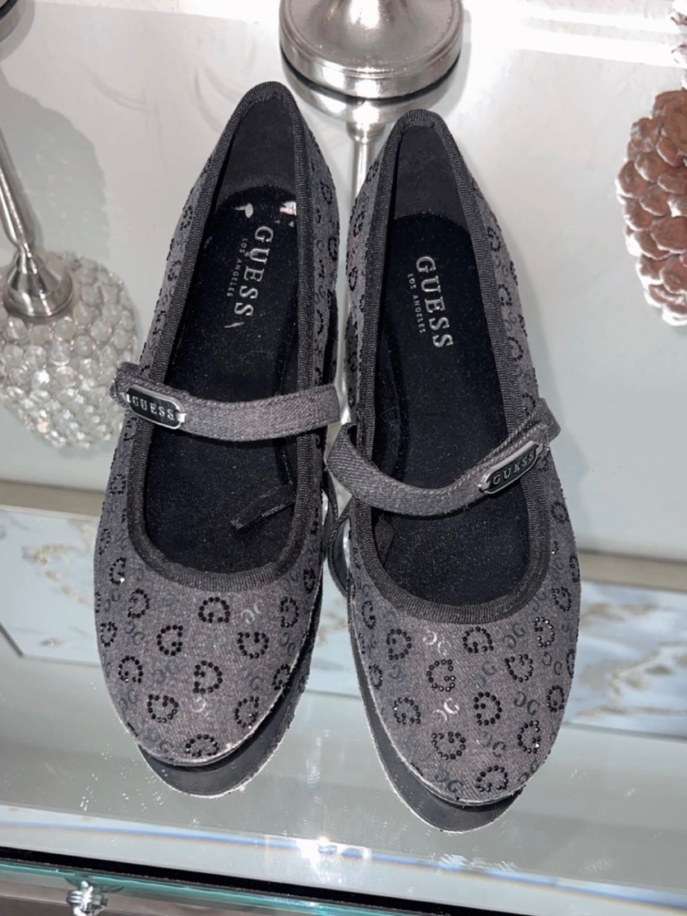 Guess black ballet flats